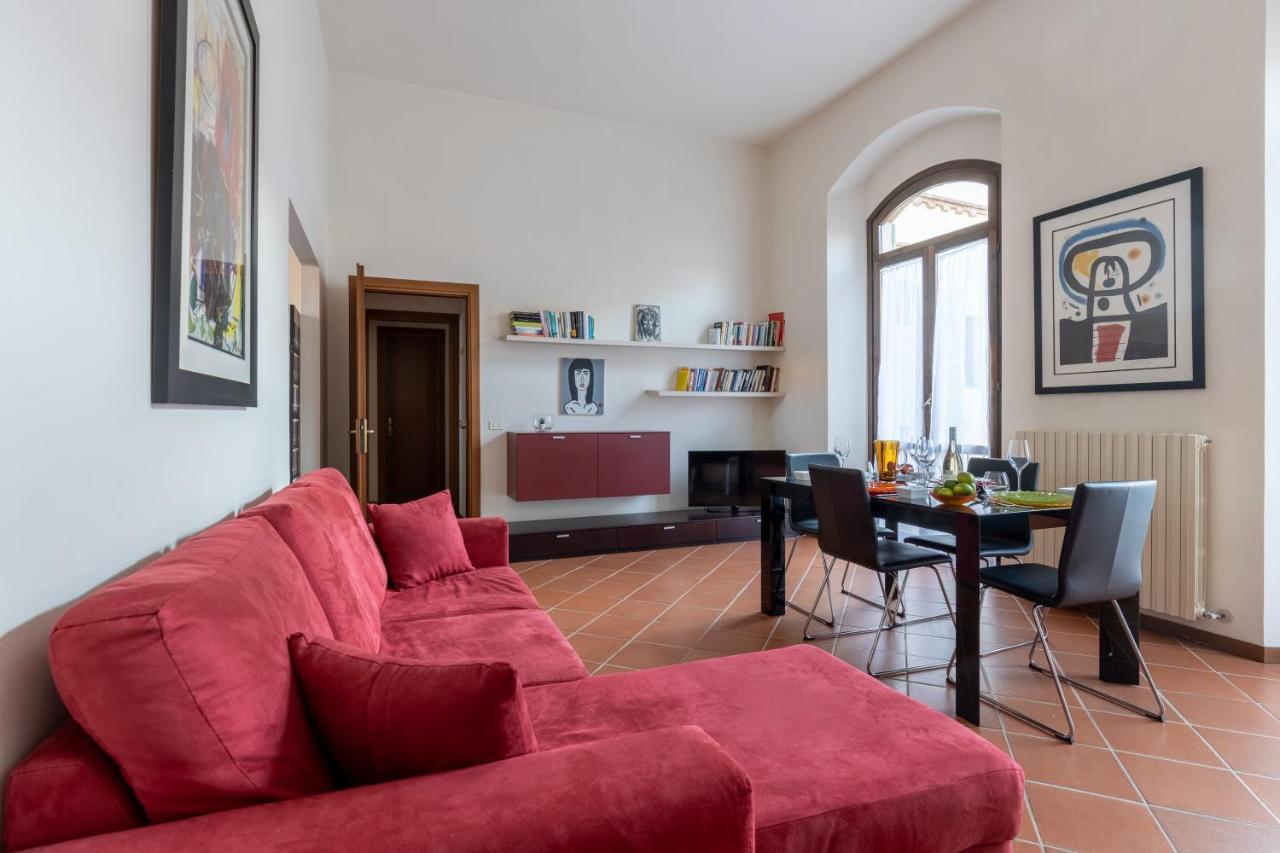 Tranquil Elegance In The Heart Of Pisa - Historic Convent Apartment Ngoại thất bức ảnh